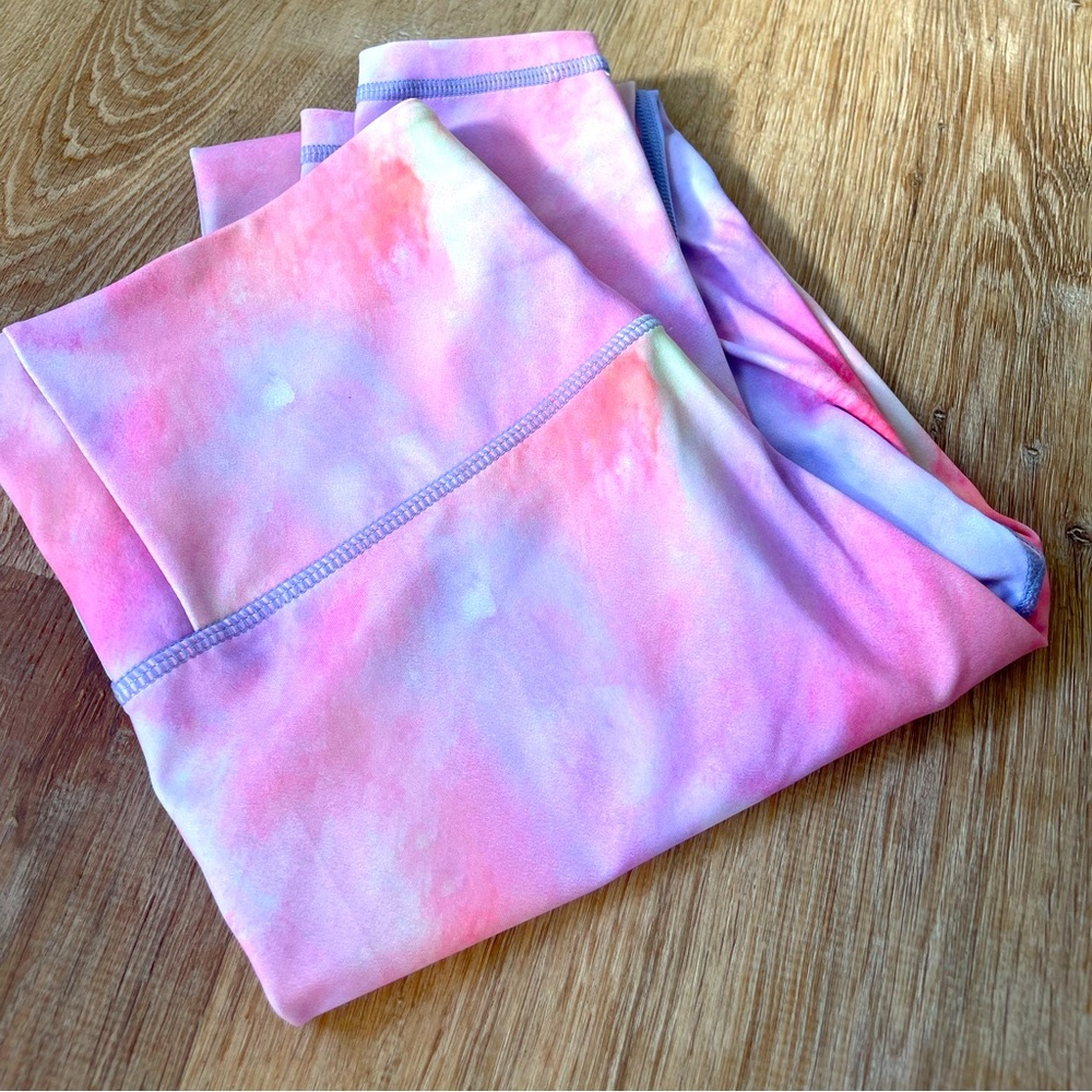 Zyia pastel watercolor light n tight size 4 like new